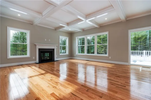 $889,900 | 33 Cassidy Trail, Coventry, RI 02816