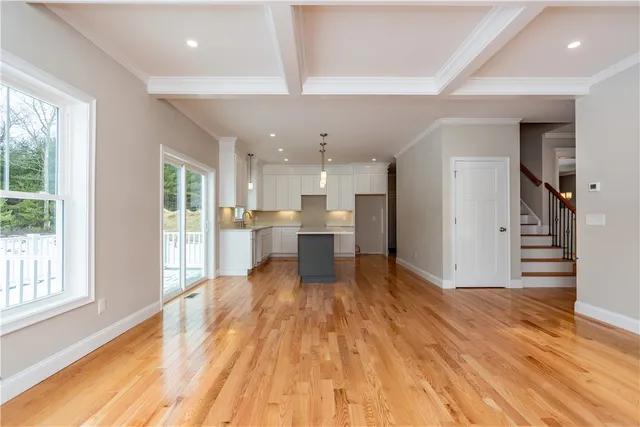 $889,900 | 33 Cassidy Trail, Coventry, RI 02816