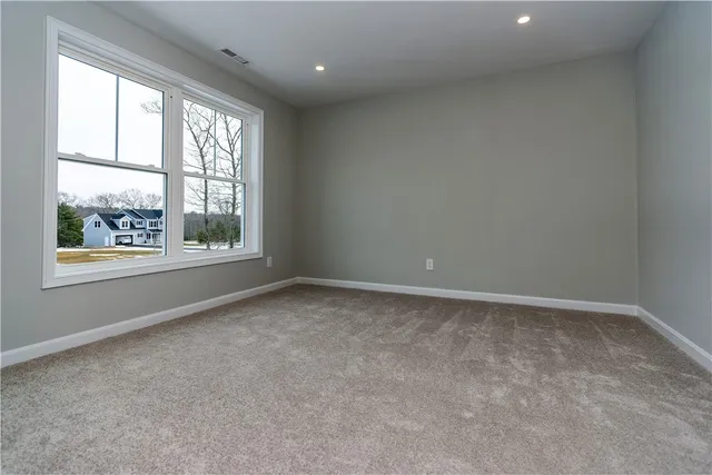 $889,900 | 33 Cassidy Trail, Coventry, RI 02816