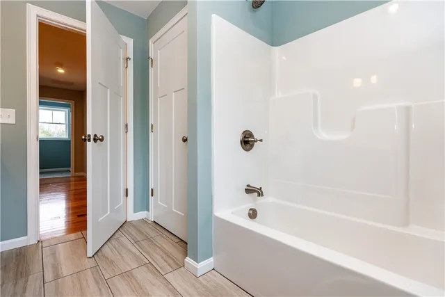 $889,900 | 33 Cassidy Trail, Coventry, RI 02816