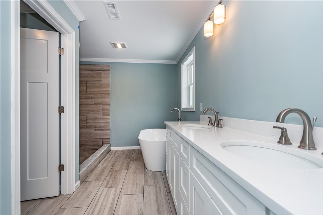 33 Cassidy Trail Coventry, RI 02816 - Photo 38 of 47