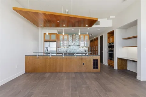 $495,000 | 2600 West 7th Street, Unit 2644, Fort Worth, TX 76107