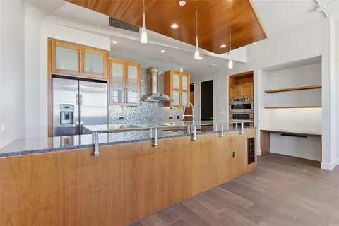 $495,000 | 2600 West 7th Street, Unit 2644, Fort Worth, TX 76107