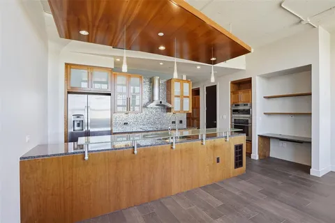 $495,000 | 2600 West 7th Street, Unit 2644, Fort Worth, TX 76107