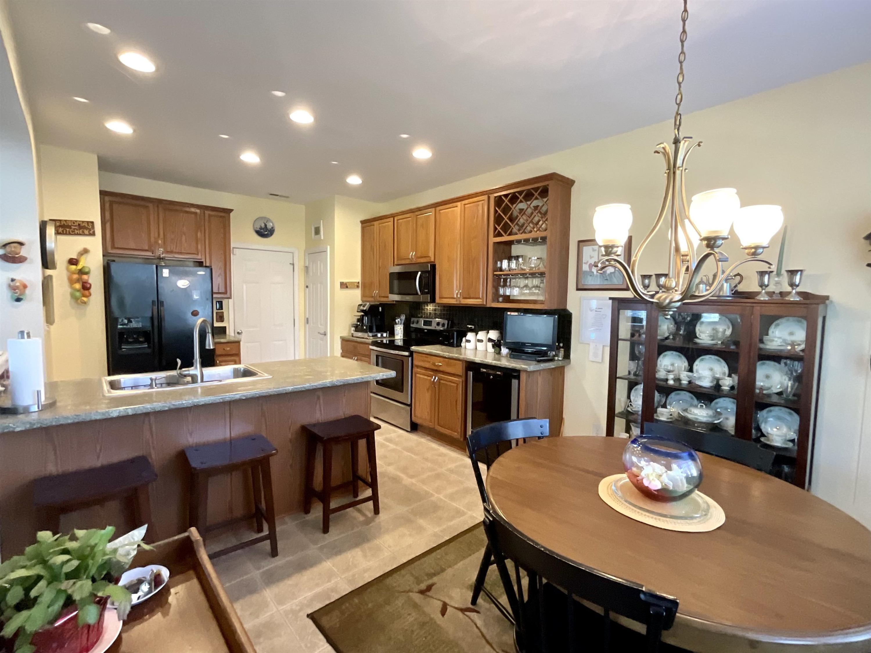 8400 Split Stone Lane Raleigh, NC 27613 - Photo 9 of 37 Photo 10