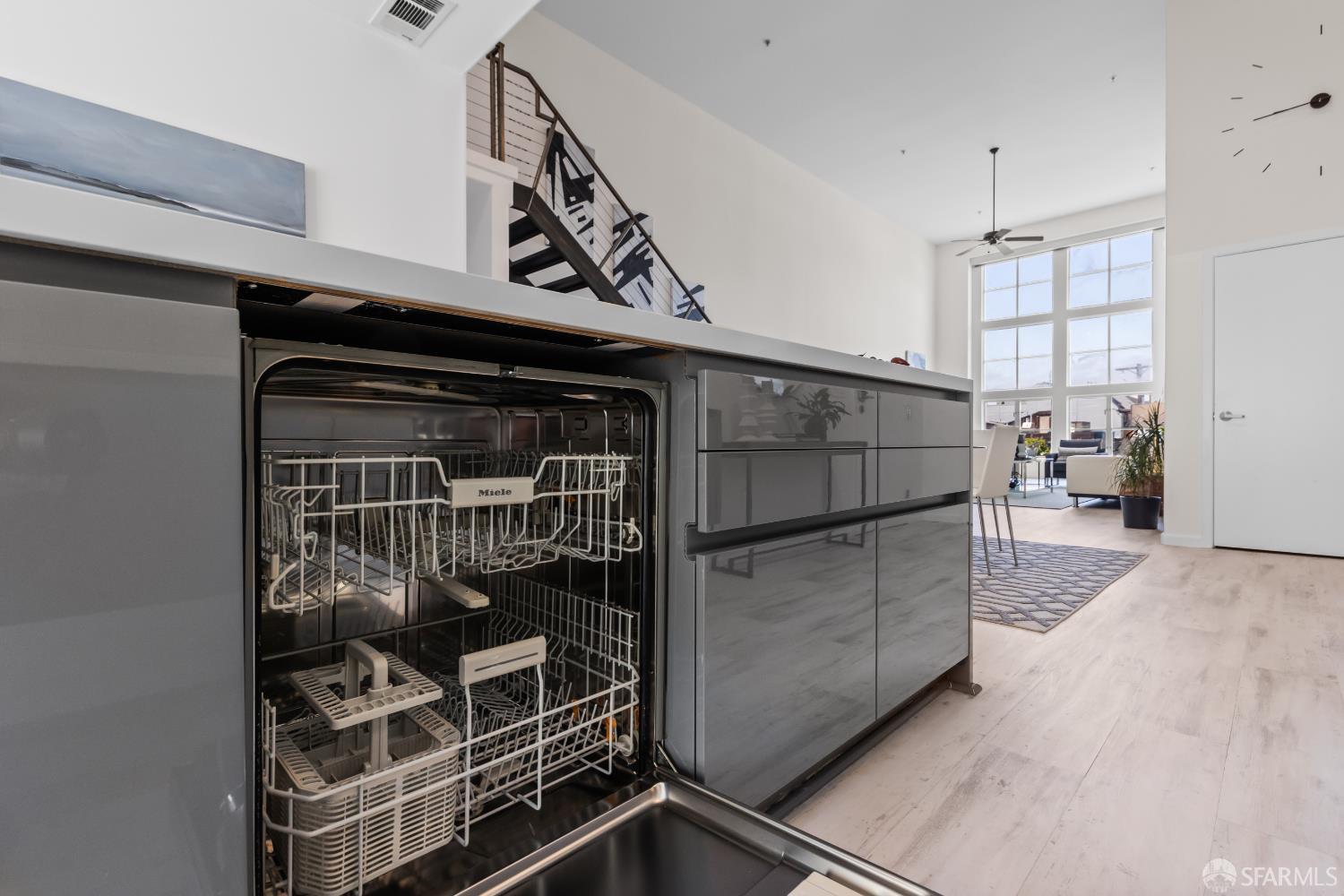 229 8th Street, Unit 3 San Francisco, CA 94103 - Photo 27 of 61