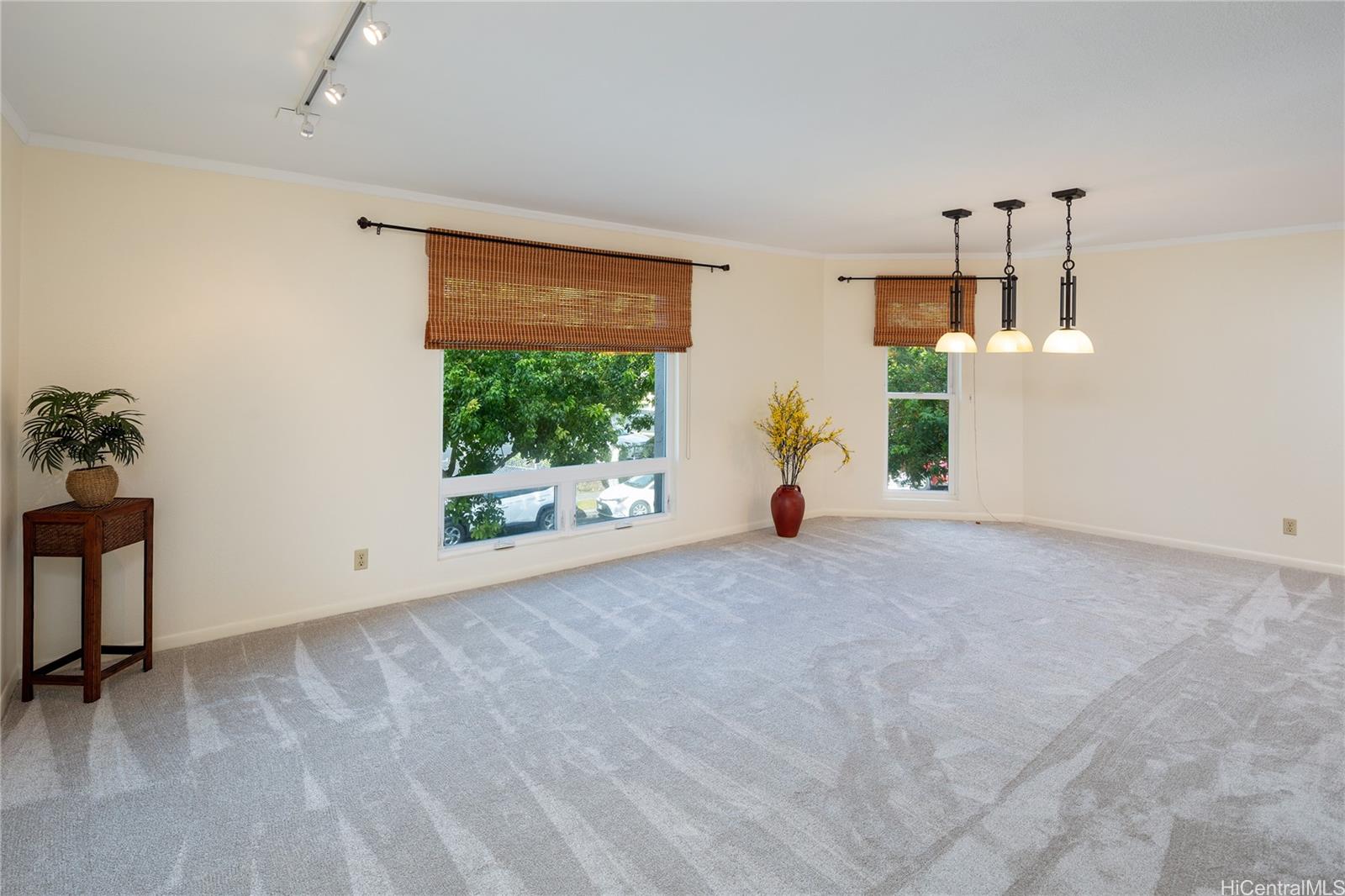 2930 East Manoa Road, Unit 5B Honolulu, HI 96822 - Photo 1 of 1 a view of an empty room with a window