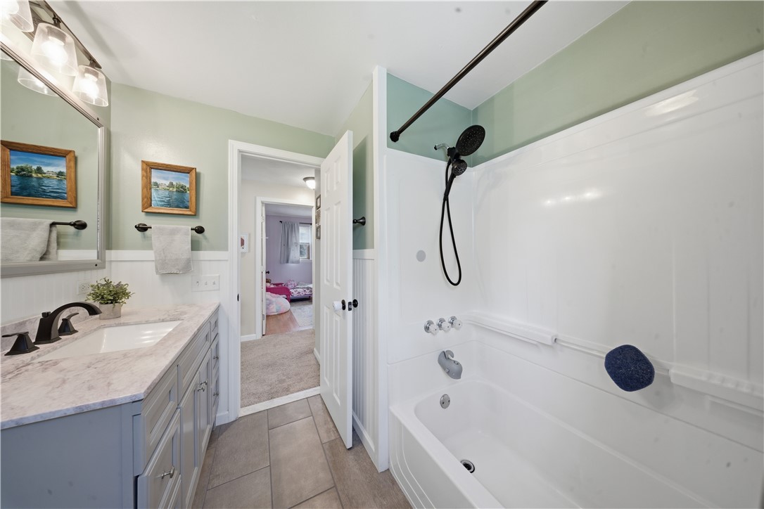 3356 Monroe-Wayne County Line Road Walworth, NY 14502 - Photo 18 of 34