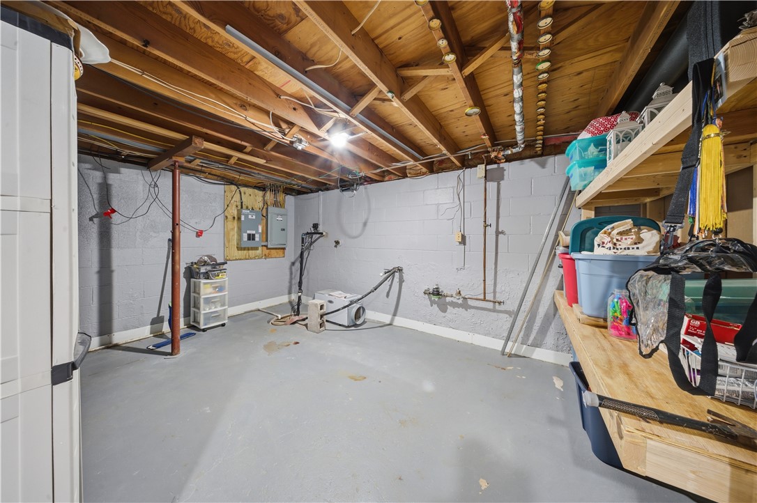 3356 Monroe-Wayne County Line Road Walworth, NY 14502 - Photo 25 of 34