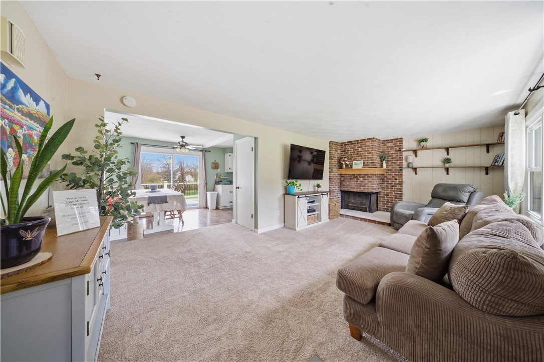 3356 Monroe-Wayne County Line Road Walworth, NY 14502 - Photo 5 of 34