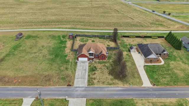 $414,900 | 82 Majestic Drive, Decherd, TN 37324