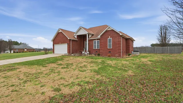 $414,900 | 82 Majestic Drive, Decherd, TN 37324