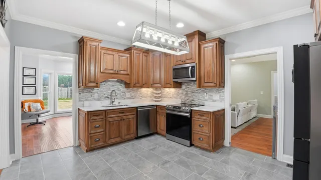 $414,900 | 82 Majestic Drive, Decherd, TN 37324