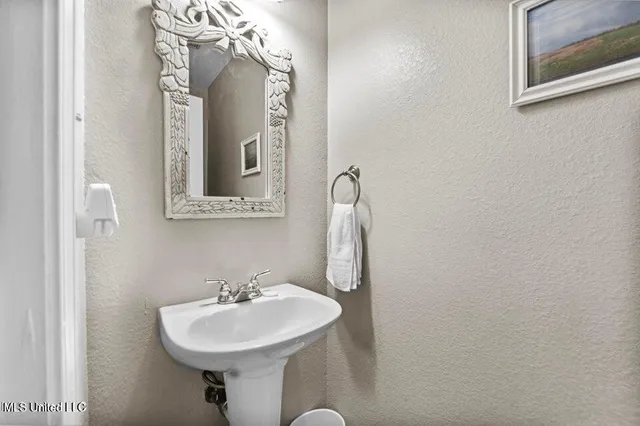 $125,000 | 3230 Cumberland Road, Unit 70, Ocean Springs, MS 39564