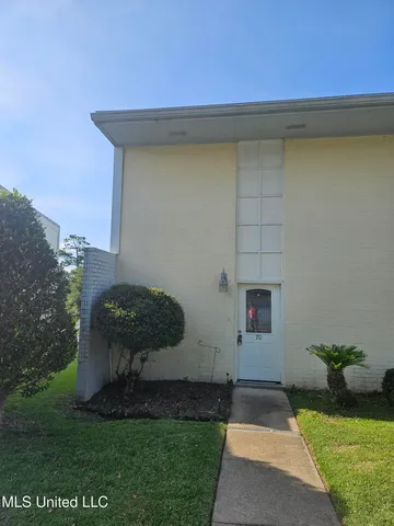 $125,000 | 3230 Cumberland Road, Unit 70, Ocean Springs, MS 39564