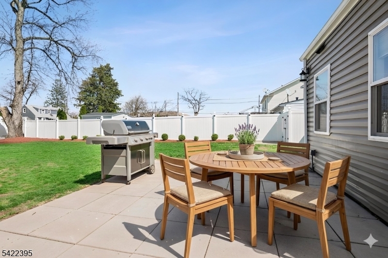 441 Remsen Avenue Woodbridge, NJ 07001 - Photo 16 of 20