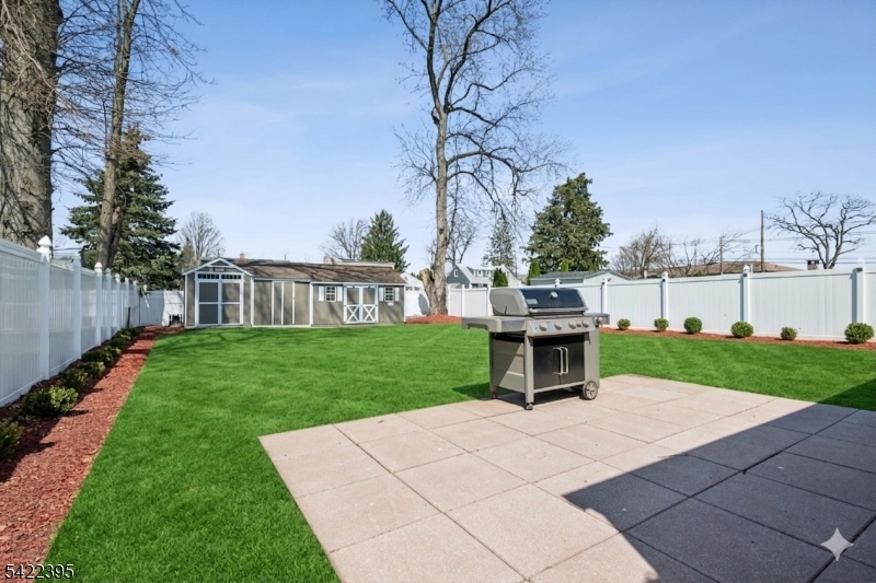 441 Remsen Avenue Woodbridge, NJ 07001 - Photo 18 of 20