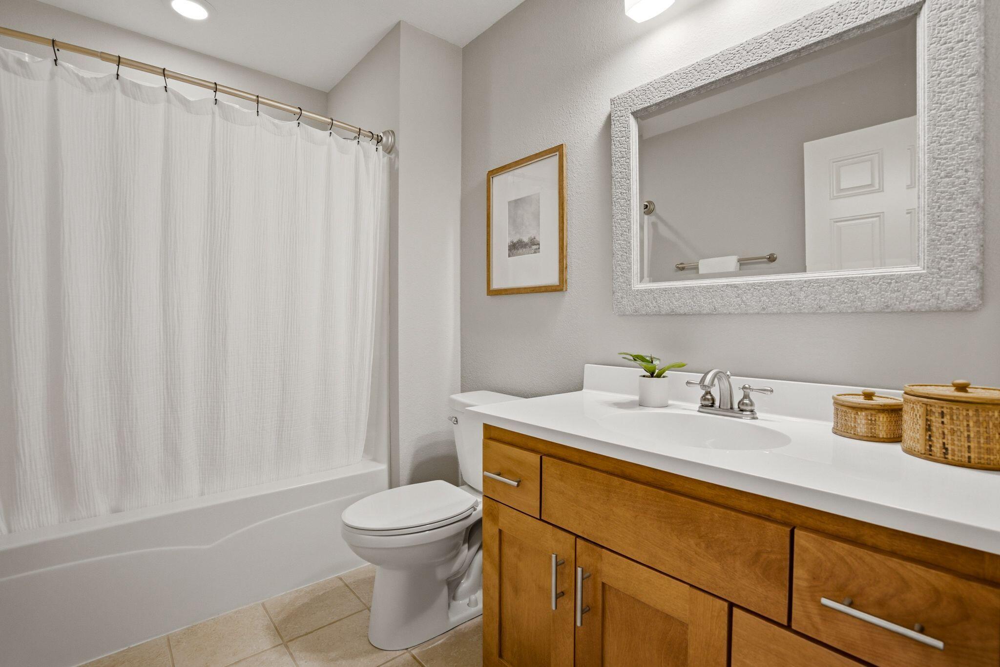 8618 North 117th Street Milwaukee, WI 53224 - Photo 28 of 36 8618 N 117th St, Milwaukee - HDR-30