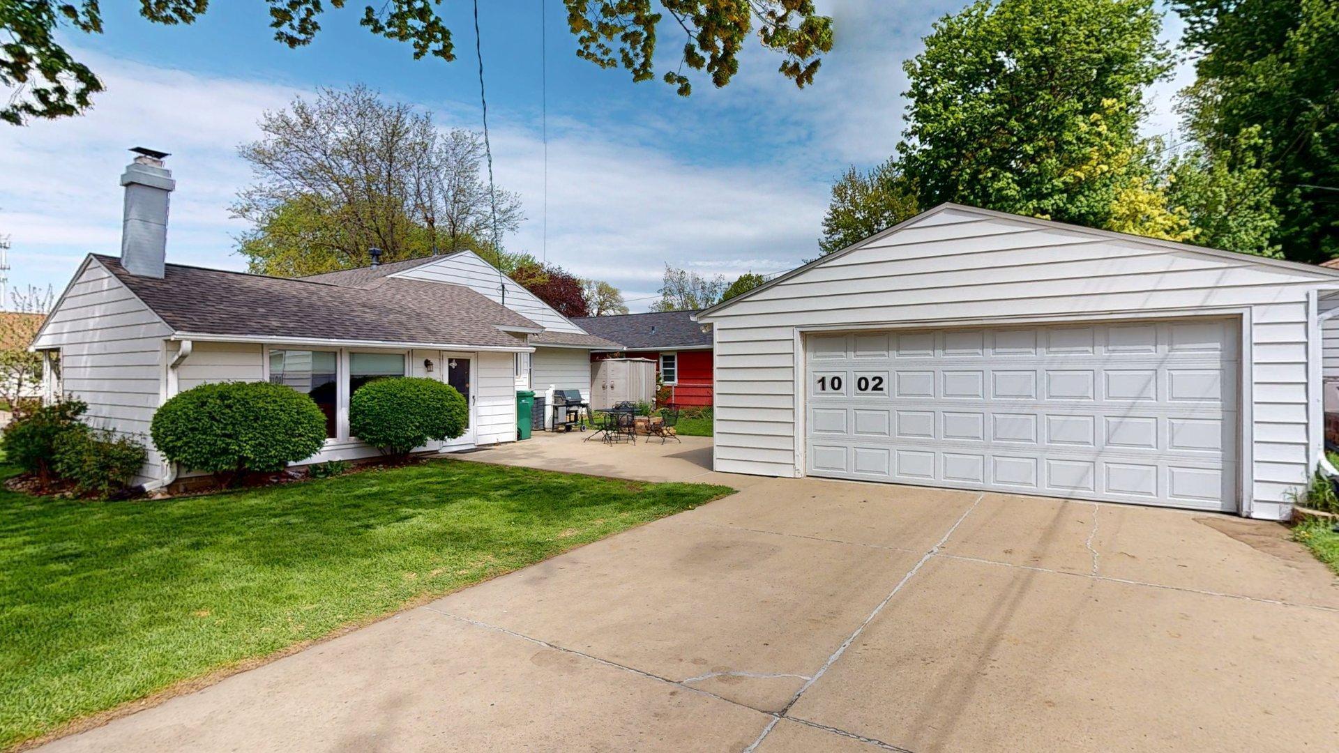 1002 13th Avenue Northwest Rochester, MN 55901 - Photo 2 of 59