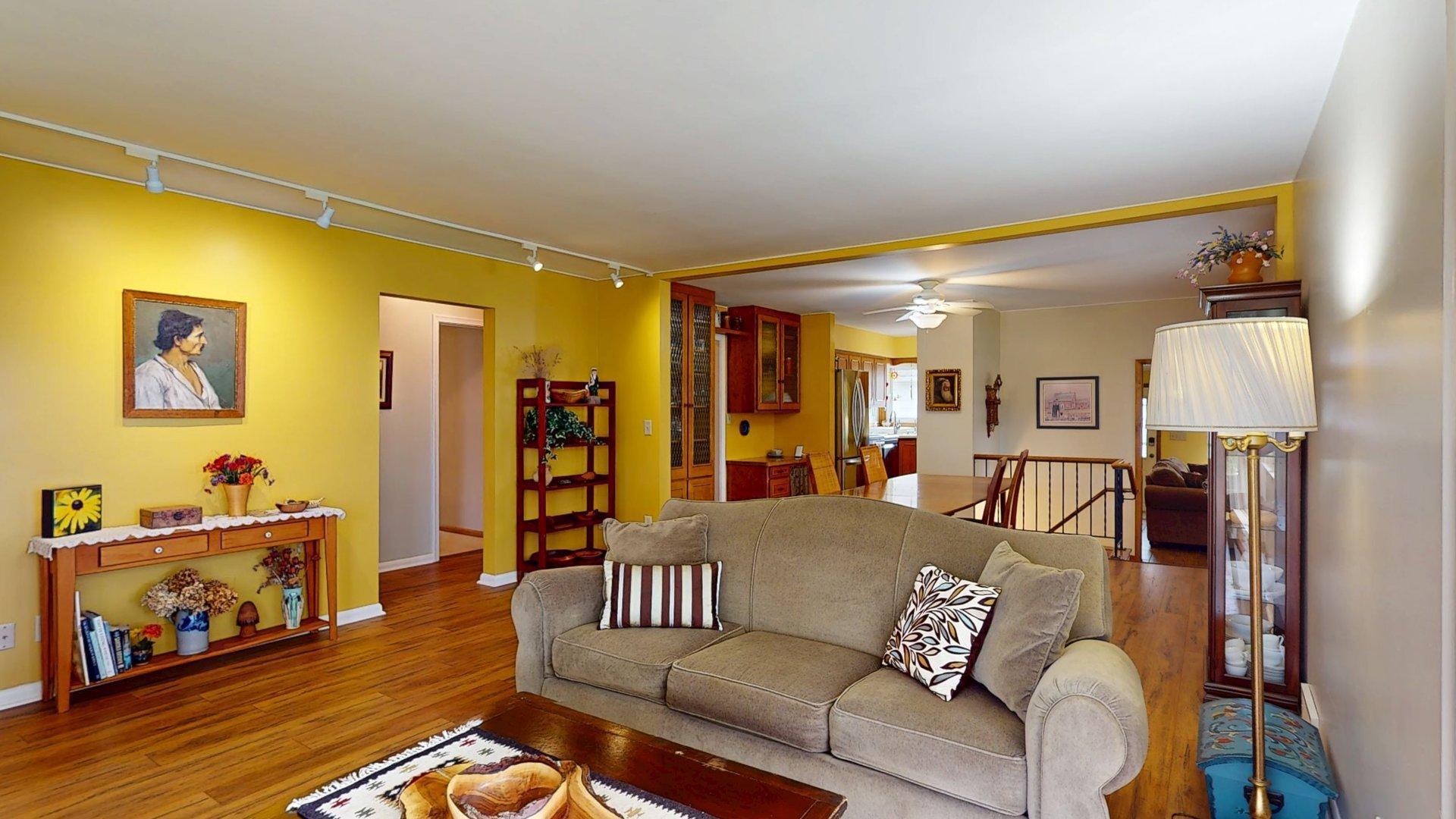 1002 13th Avenue Northwest Rochester, MN 55901 - Photo 4 of 59