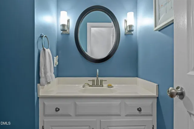 $725,000 | 4304 Omni Place, Raleigh, NC 27613