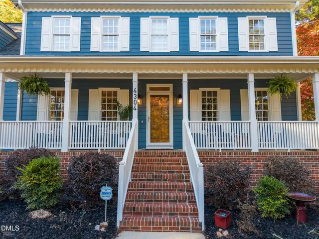 $725,000 | 4304 Omni Place, Raleigh, NC 27613