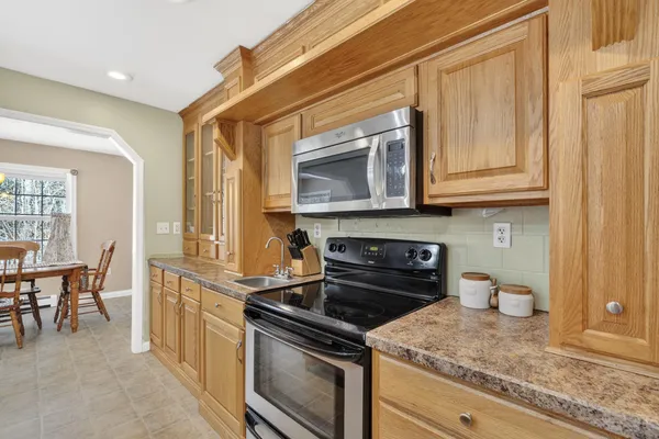 $399,000 | 12 Honeysuckle Lane, Brunswick, ME 04011