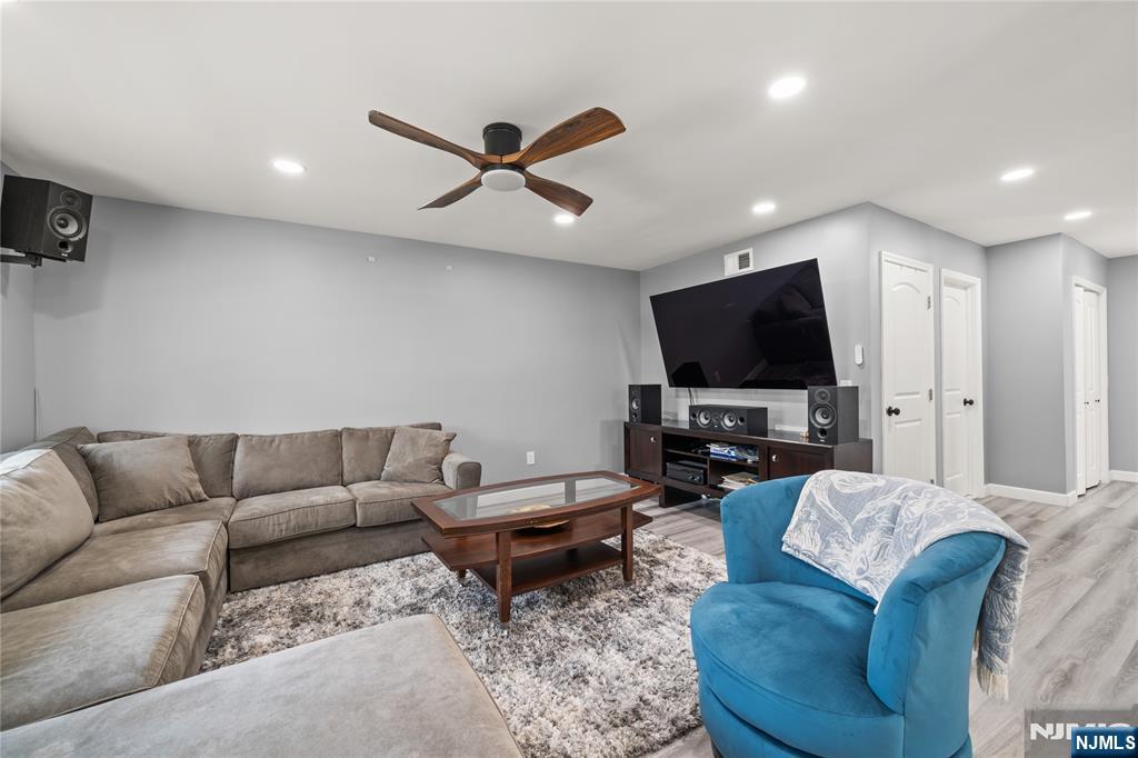 119 Rock Hill Road Clifton, NJ 07013 - Photo 8 of 21