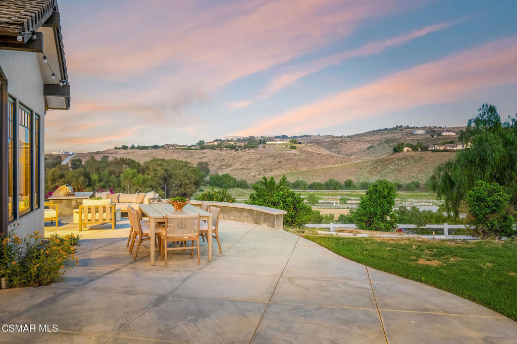 15645 LaPeyre Road Moorpark, CA 93021 - Photo 48 of 69