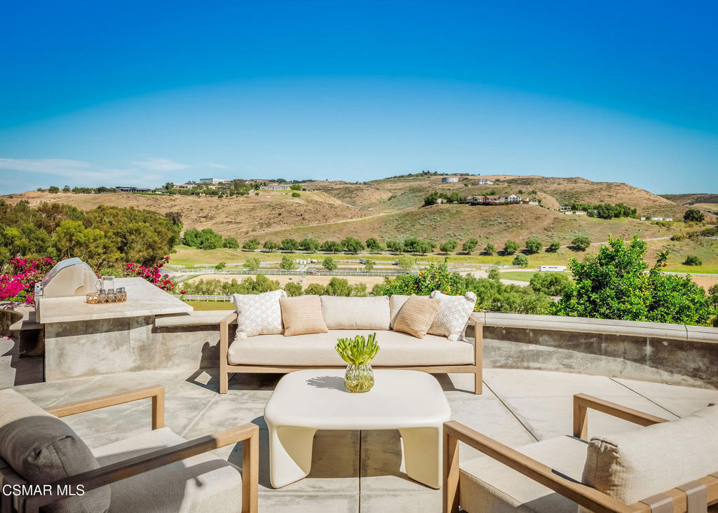 15645 LaPeyre Road Moorpark, CA 93021 - Photo 51 of 69