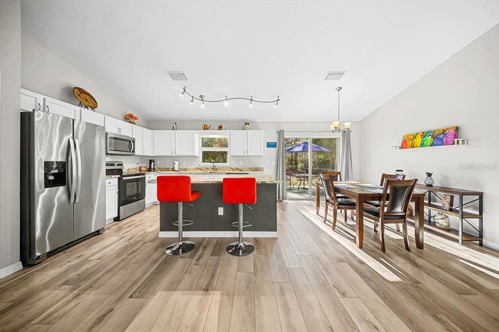 9085 Southwest 202nd Avenue Road Dunnellon, FL 34431 - Photo 9 of 35