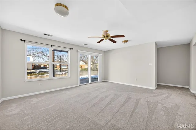 $230,000 | 2009 Belltower Drive, Unit B, St. Peters, MO 63376