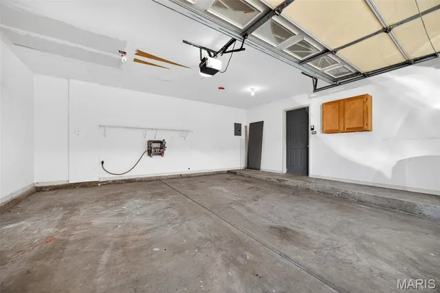 $230,000 | 2009 Belltower Drive, Unit B, St. Peters, MO 63376