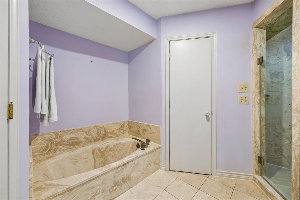 1300 Rock Ridge Road Lucas, TX 75002 - Photo 13 of 27 Primary Ensuite Bath
