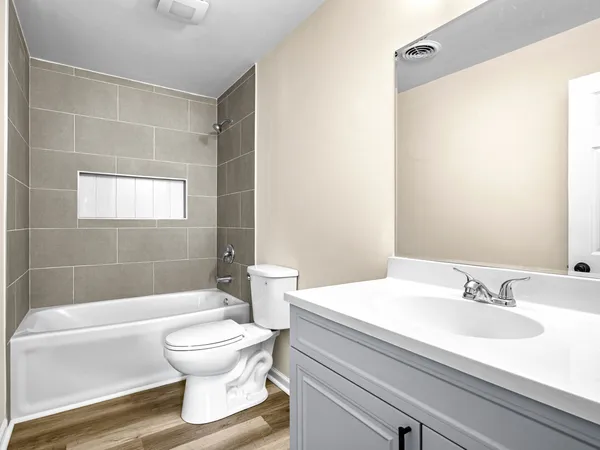 $289,700 | 1415 Marigold Drive, Joliet, IL 60433