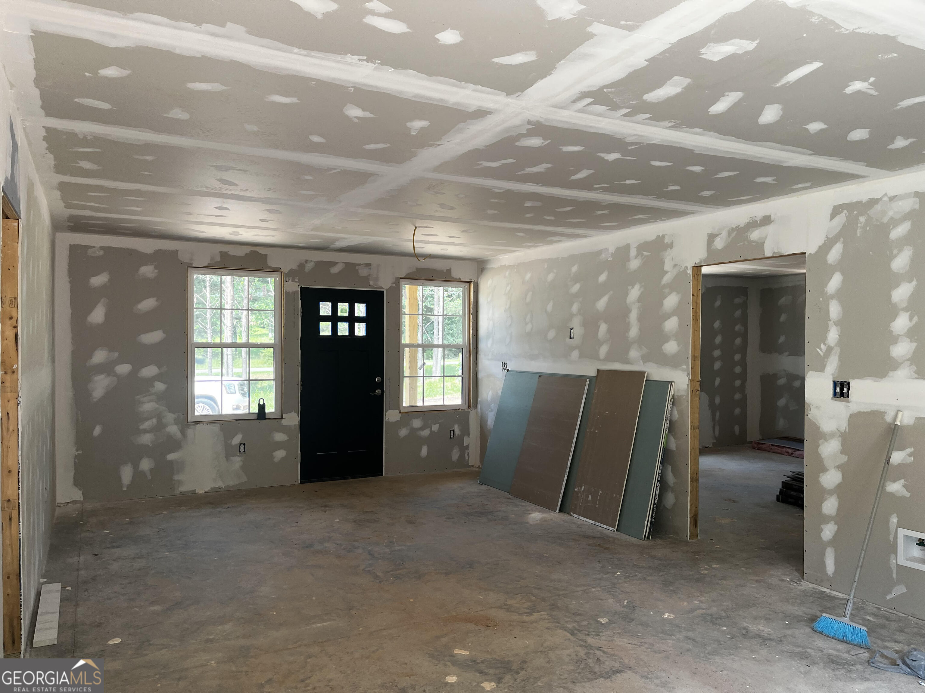 646 County Road 61 Roanoke, AL 36274 - Photo 4 of 23