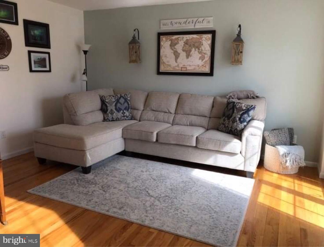 124 Swordfish Road Manahawkin, NJ 08050 - Photo 9 of 32