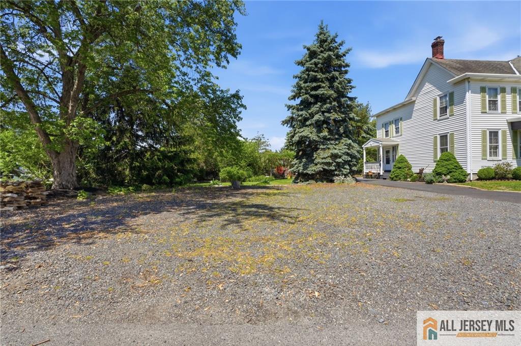 706 Old York Road Hightstown, NJ 08520 - Photo 32 of 58