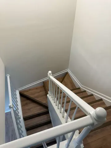 a view of an outdoor space