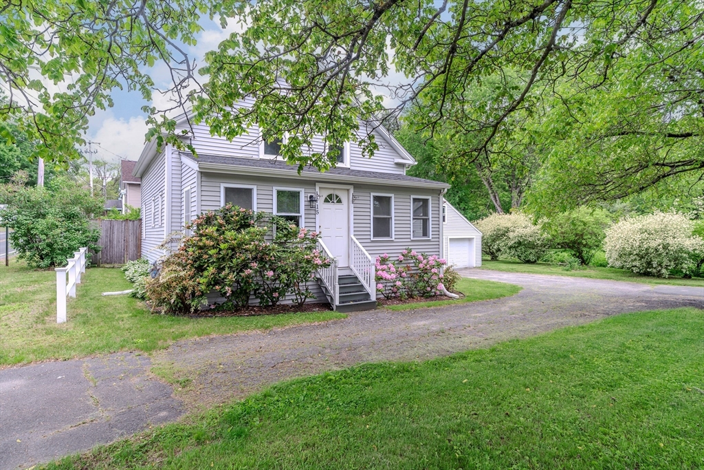 15 Ryan Road Northampton, MA 01062 - Photo 3 of 40