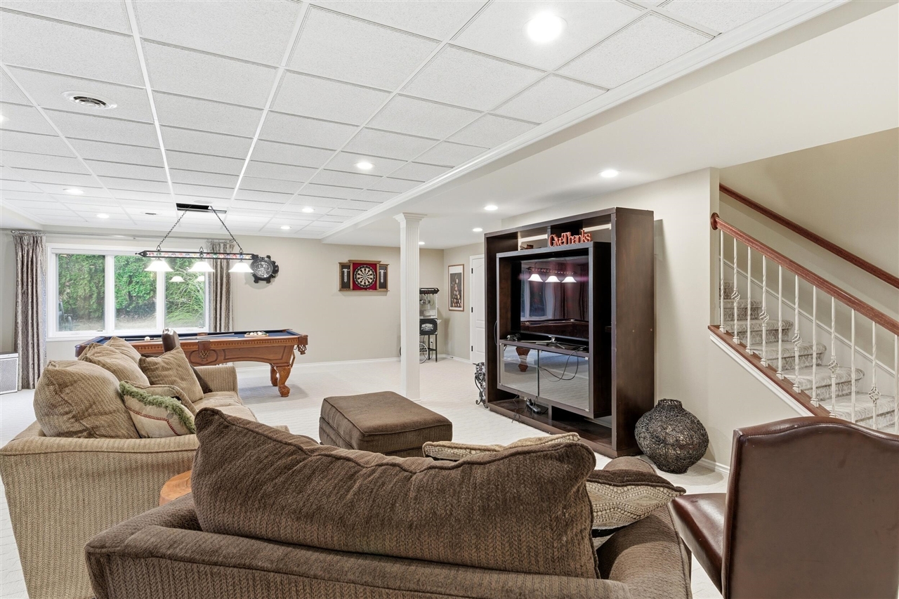 5520 Whitehall Boulevard Rochester, MI 48306 - Photo 56 of 99