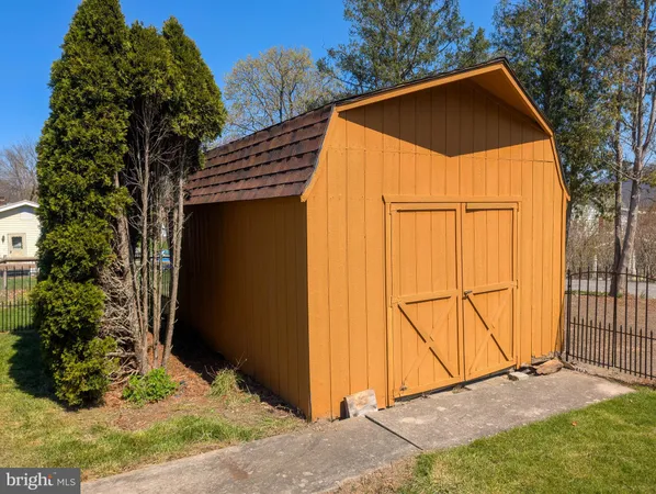 $318,000 | 519 South Richard Street, Bedford, PA 15522