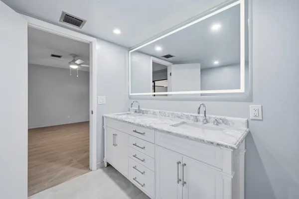 $899,000 | 5935 Glenbrook Drive, Boca Raton, FL 33433