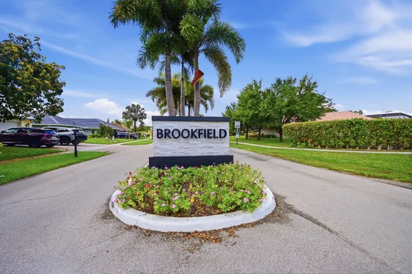 $899,000 | 5935 Glenbrook Drive, Boca Raton, FL 33433