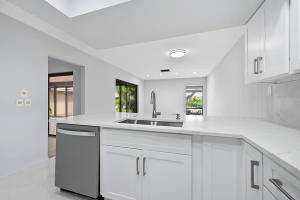 $899,000 | 5935 Glenbrook Drive, Boca Raton, FL 33433