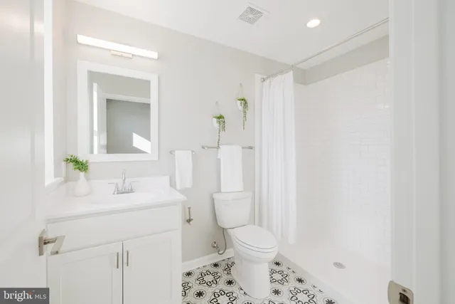 $275,000 | 729 East Preston Street, Baltimore, MD 21202