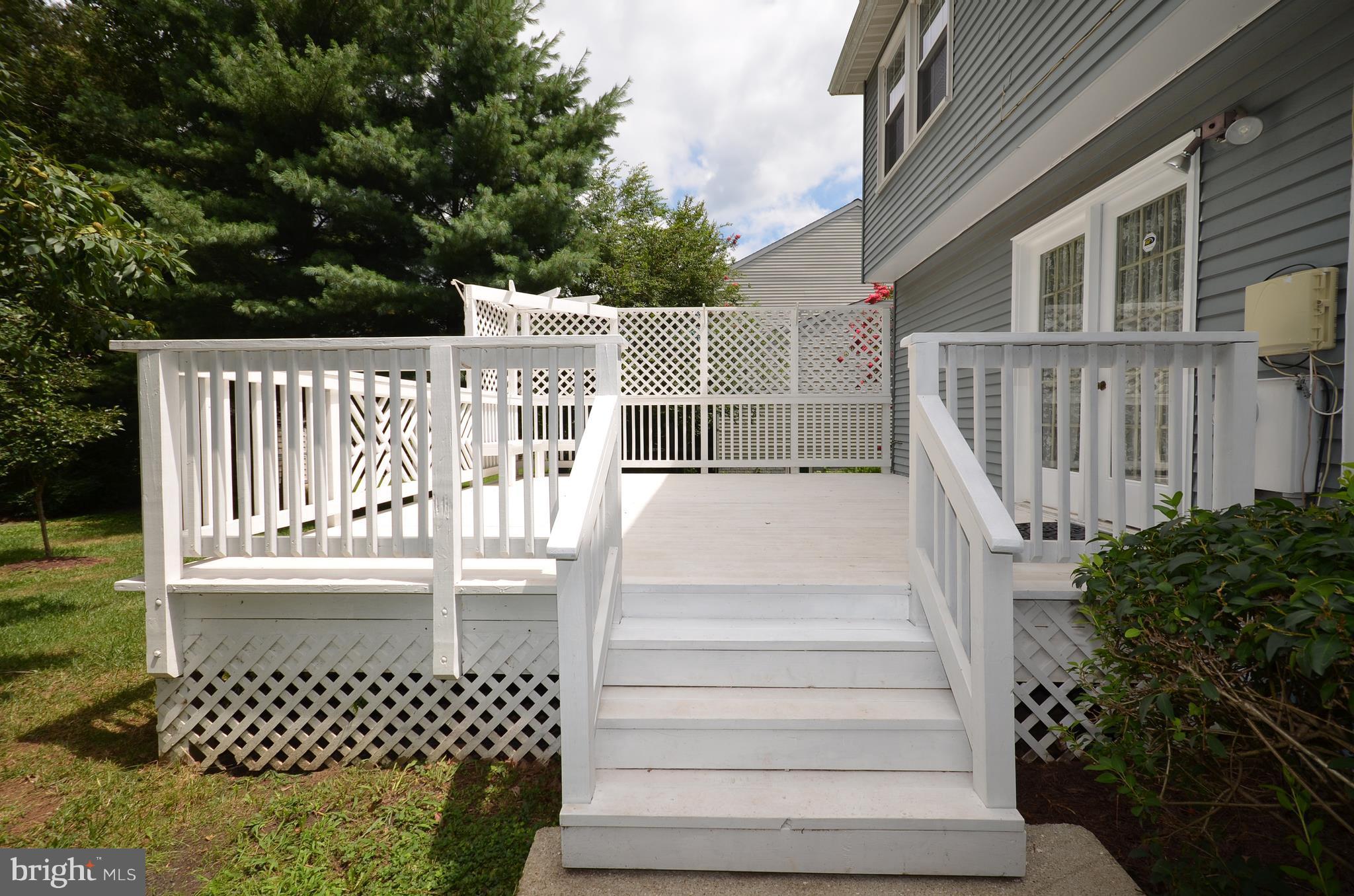 1931 Beech Road Sterling, VA 20164 - Photo 24 of 29 Deck