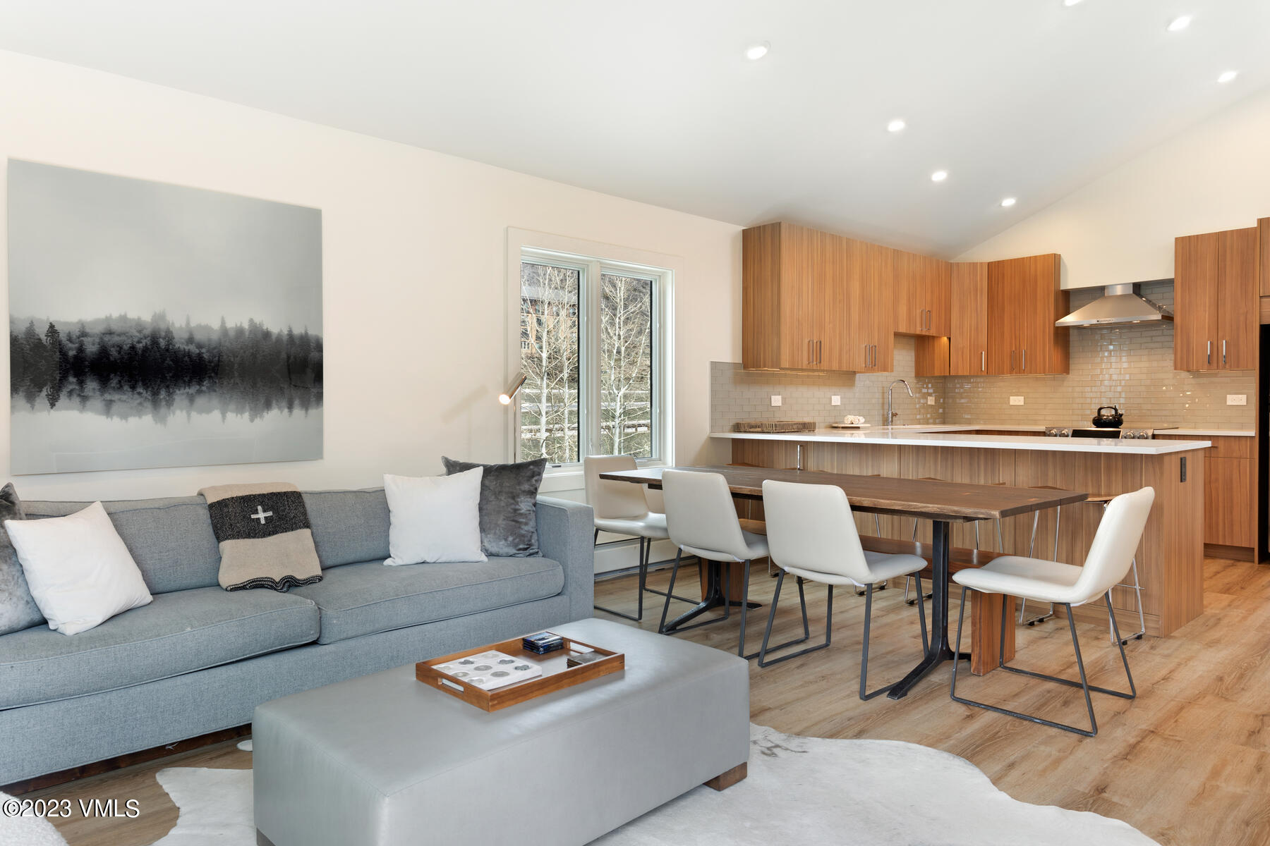 548 South Frontage Road West, Unit 408 Vail, CO 81657 - Photo 7 of 30 Living Room