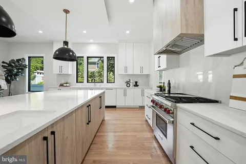 $2,267,000 | 1910 Cherri Drive, Falls Church, VA 22043