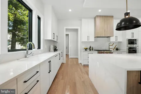 $2,267,000 | 1910 Cherri Drive, Falls Church, VA 22043